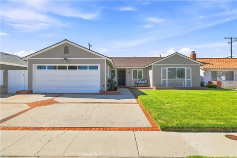 6212 Albion Drive, Huntington Beach, CA 92647 - MLS#: OC26198762
