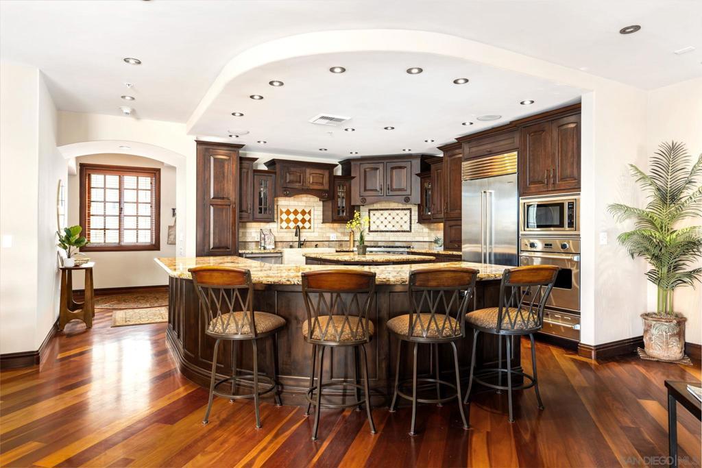 120 C Ave 304