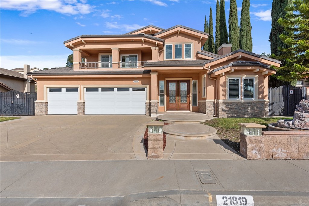 21819 E Chestnut Court