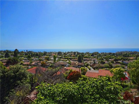 Photo of 1132 Via Zumaya, Palos Verdes Peninsula, CA 90274 (MLS # PV26094897)