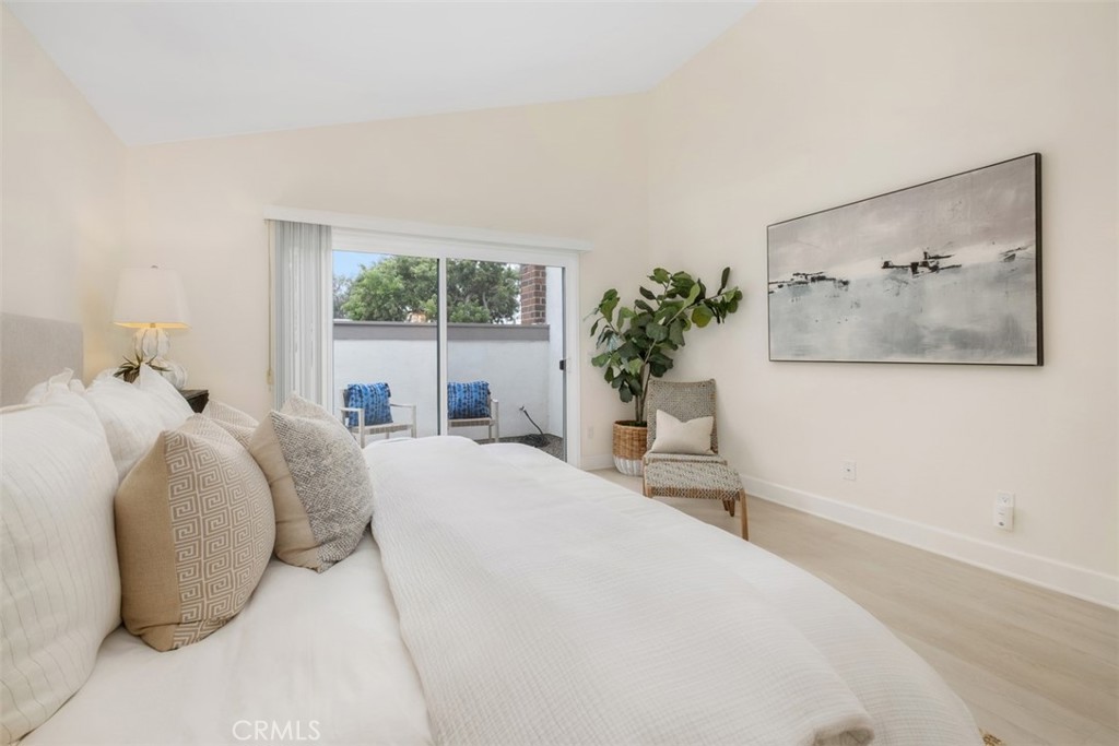 Oaks (TO) - Residential