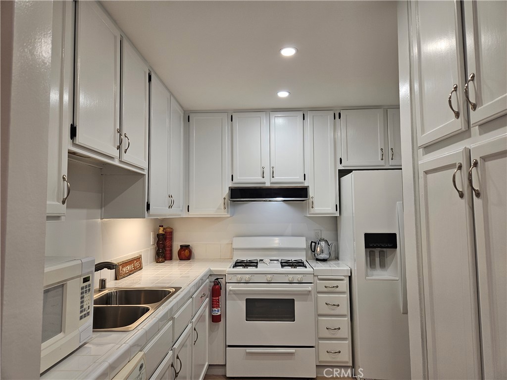 Sandalwood ATT (295) - Residential