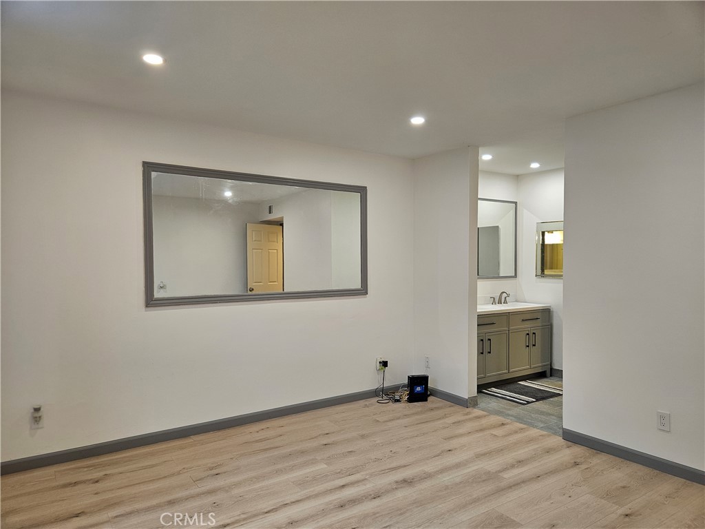 Sandalwood ATT (295) - Residential