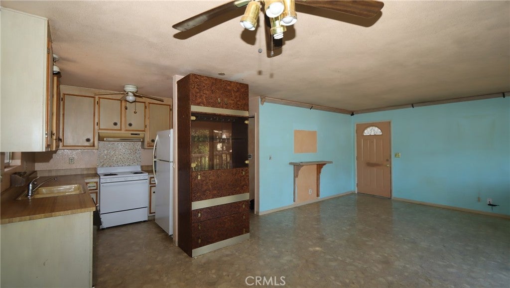 13180 Ebbtide Village