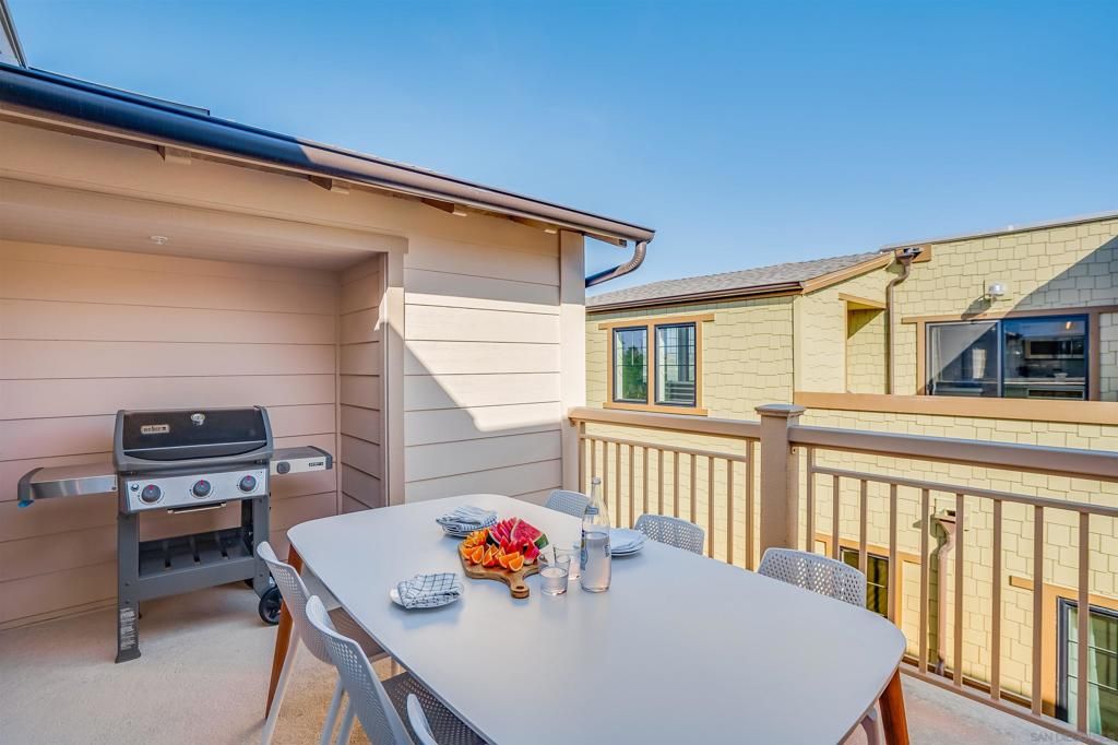 listing image 130729483273840941601