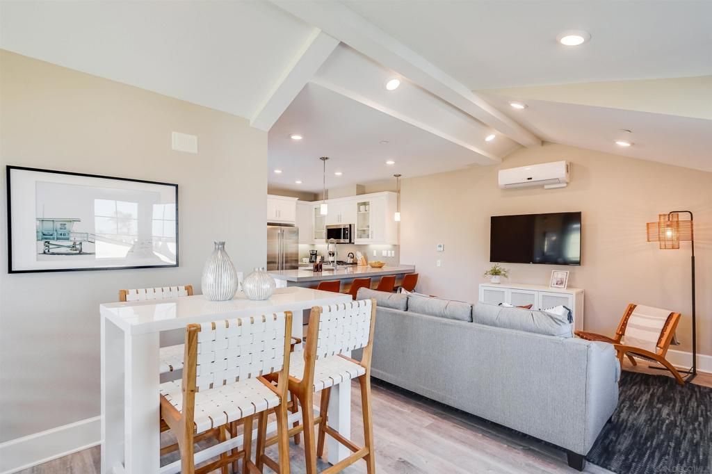 listing image 130722116392204124237