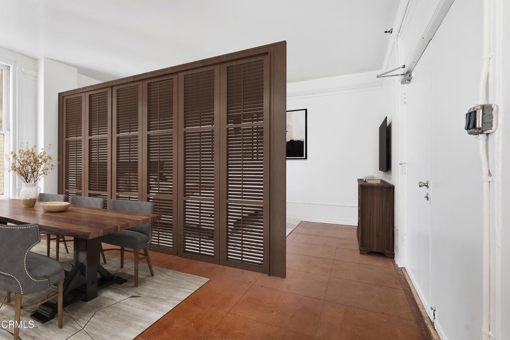 215 W 7th Street 1003