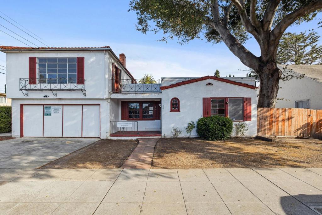 Split Level Opportunity! Situated on a corner lot in a convenient location, this "fixer" has real potential! Here are a few attributes: ±2,097 SqFt Home (per Tax Records), ±5,816 SqFt parcel (per Tax Records), 3 bedrooms, 2.5 bathrooms, split level floor plan highlights a 2/1 on the ground floor with a 1/1 above the attached garage, detached garage w/ bonus room, close in location: walk to Downtown San Mateo, Caltrain, shops and restaurants!