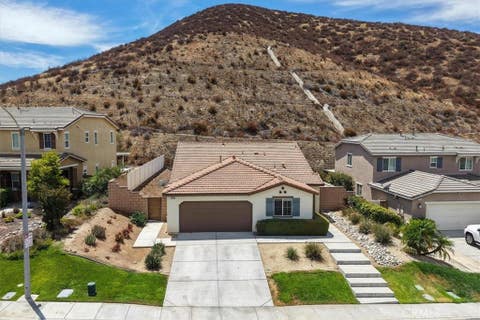 Photo of 35145 Fennel Lane, Lake Elsinore, CA 92532 (MLS # SW26182492)