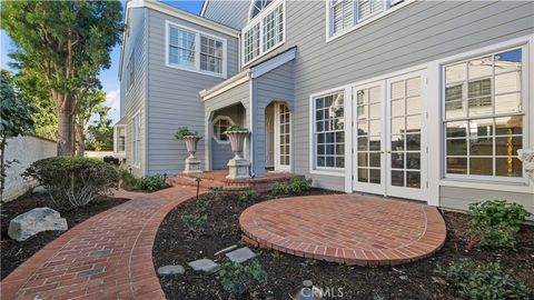 18 Hillsdale Newport Beach CA 92660