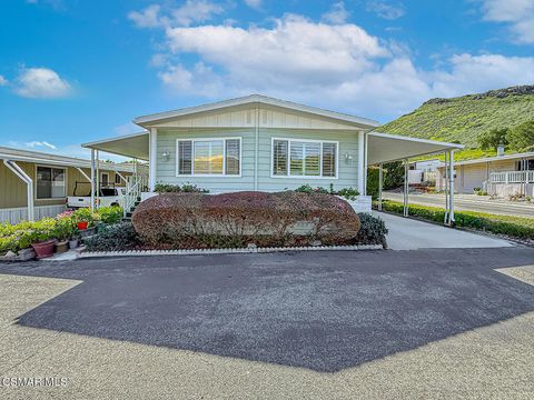 252 El Gallardo Newbury Park CA 91320