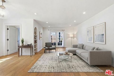 Photo of 625 N Flores Street #104, West Hollywood, CA 90048 (MLS # 26839907)