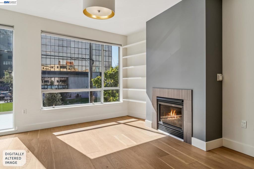 2300 2300 Broadway 4