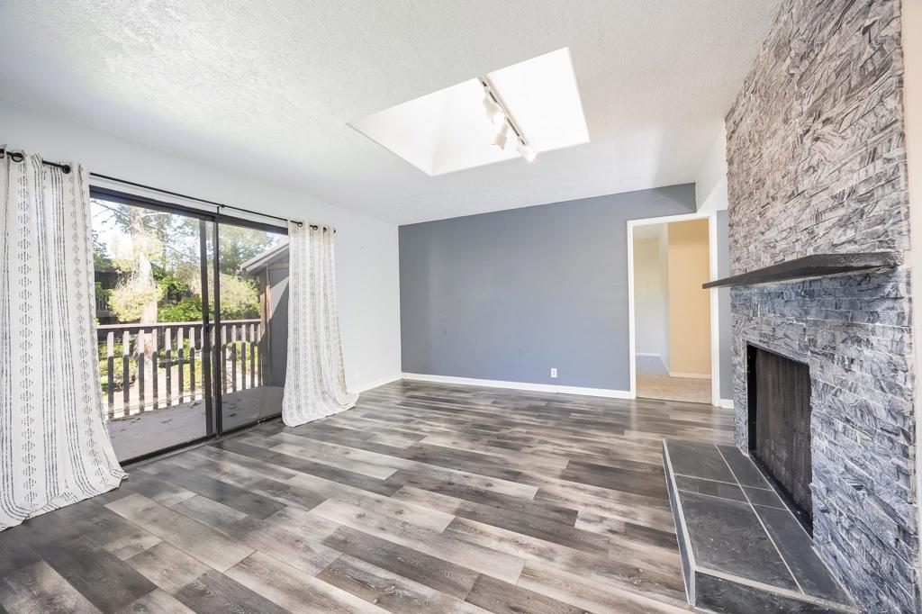 2157 Arnold Way 624