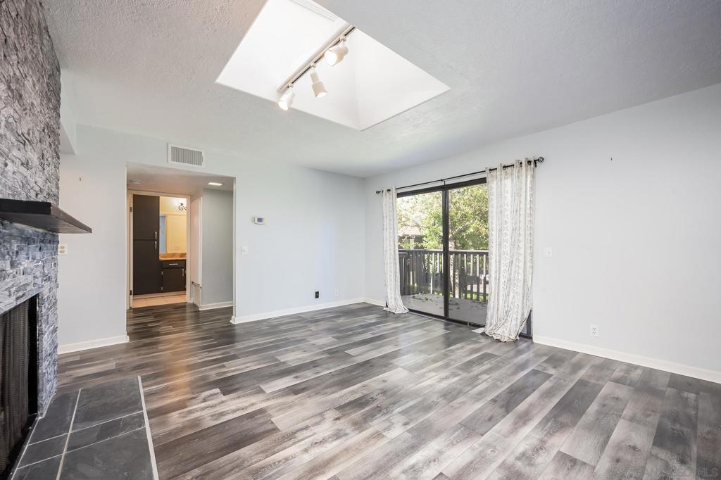 2157 Arnold Way 624
