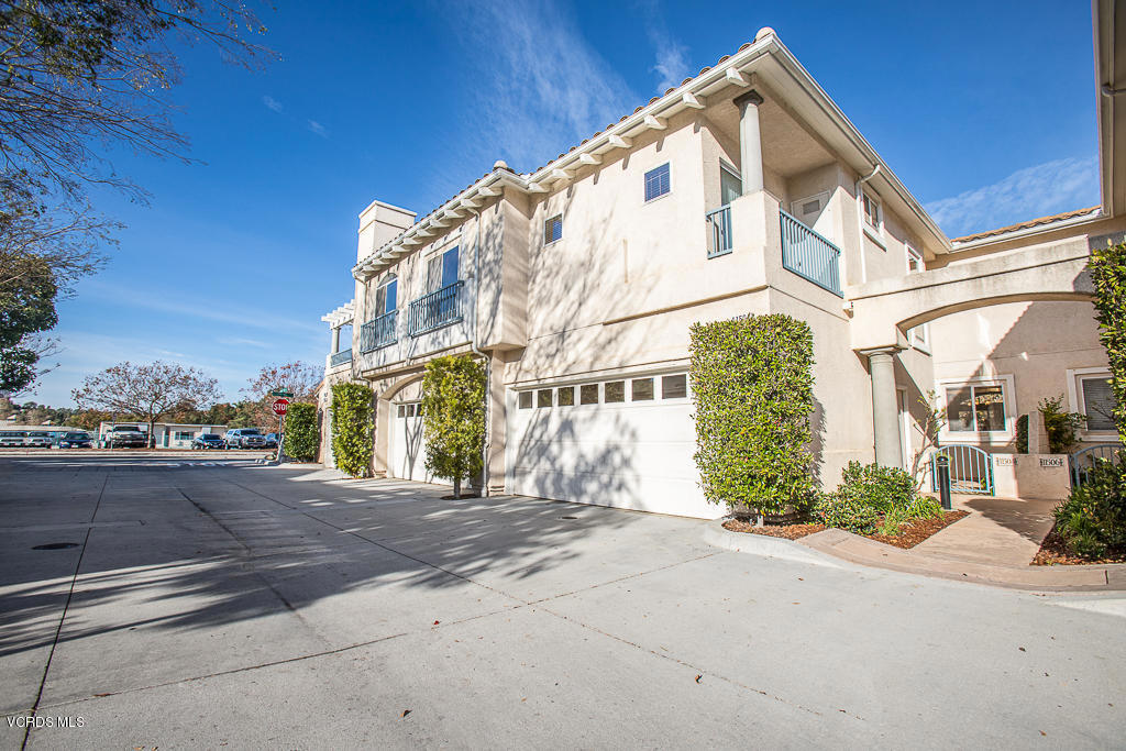 11504 Countrycreek Court