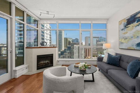 Photo of 1205 Pacific HWY #2704, San Diego, CA 92101 (MLS # 260021186SD)