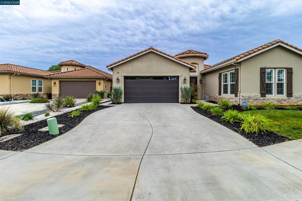 8705 Morgan Creek Ln