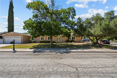 MLS: SR26188515