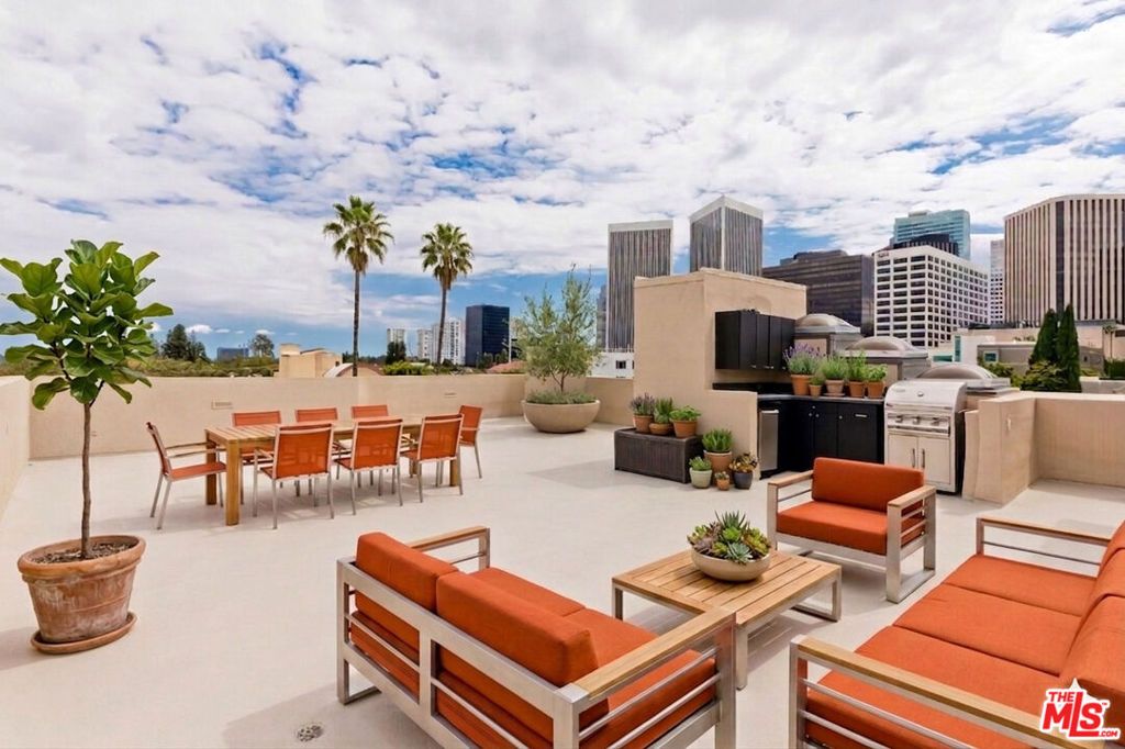 Photo of 9921 Durant Drive #2, Beverly Hills, CA 90212 (MLS # 26833971)