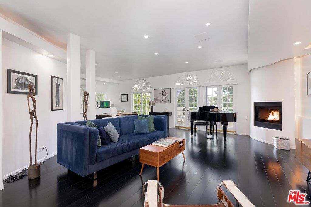 Photo of 9921 Durant Drive #2, Beverly Hills, CA 90212 (MLS # 26833971)