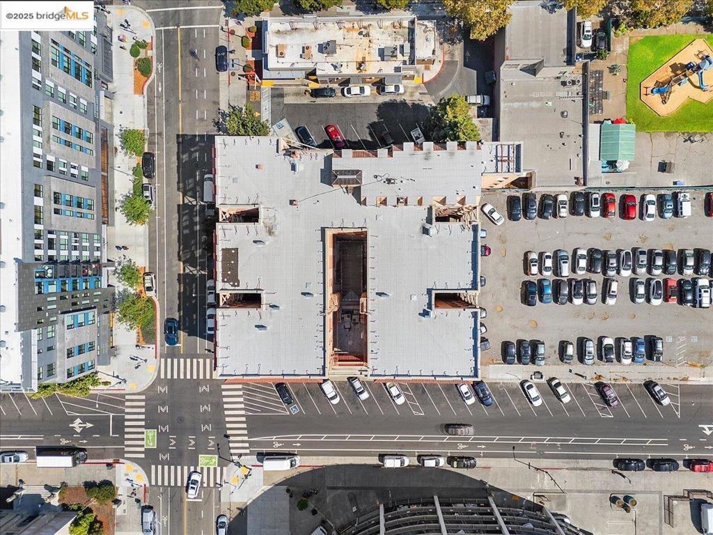 DOWNTOWN - Residential Income