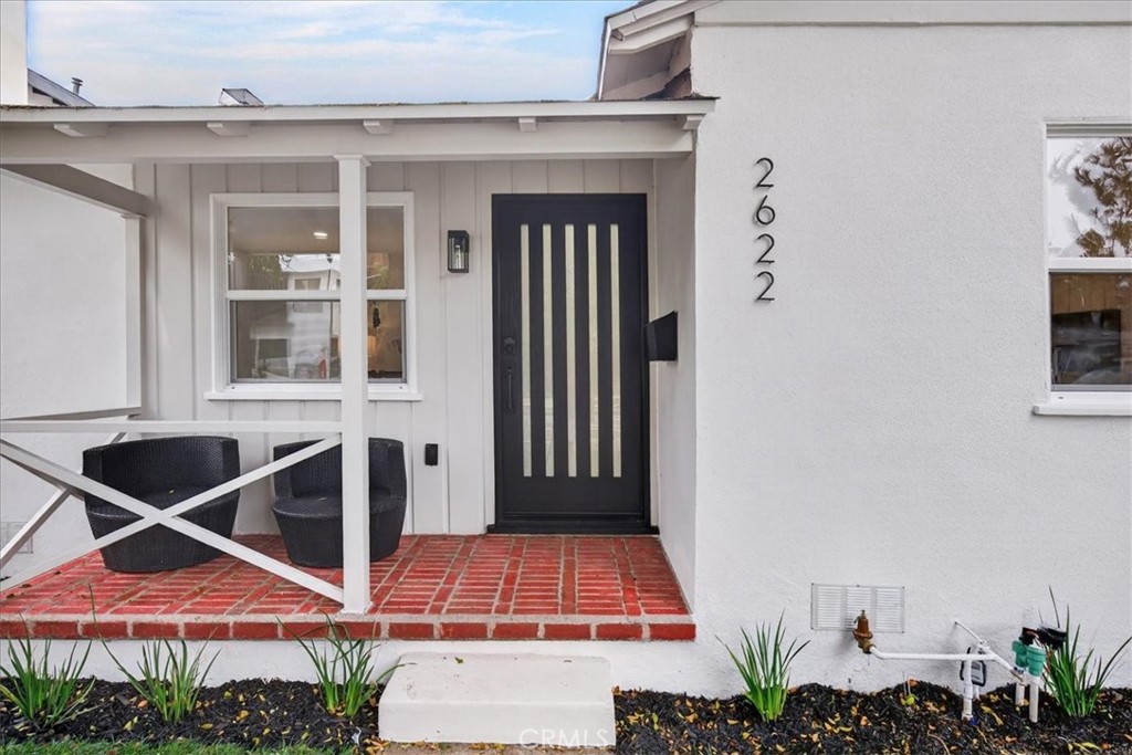 2622 S Bentley Avenue