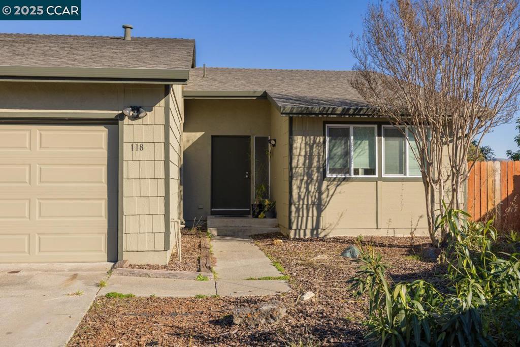 THE BIRDS - Residential