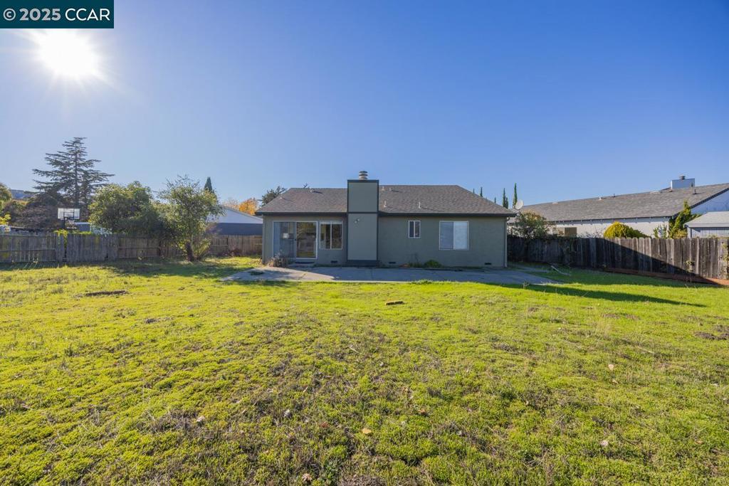 THE BIRDS - Residential