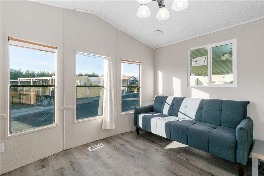 Desert View Estates - Manufactured In Park