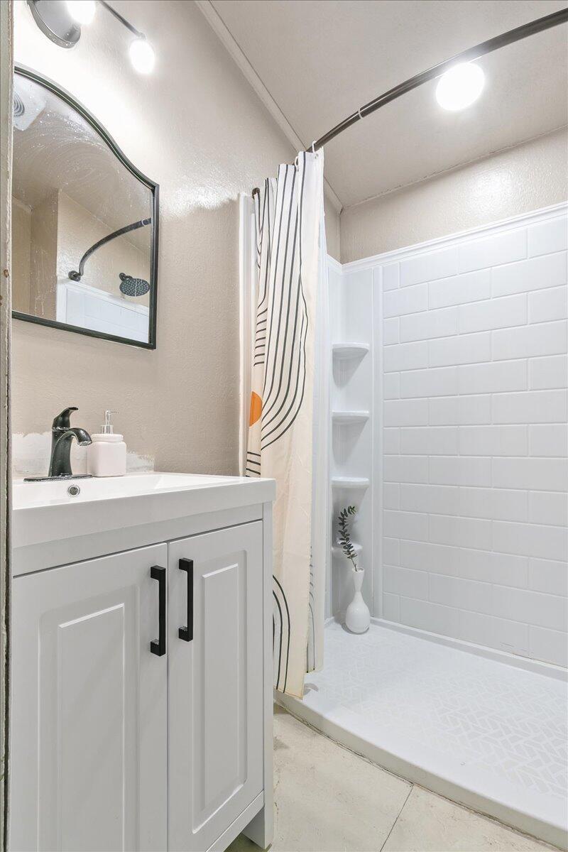 Desert View Estates - Manufactured In Park