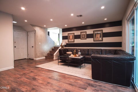 Tiny photo for 949 Calle Ruiz, Thousand Oaks, CA 91360 (MLS # V1-39438)