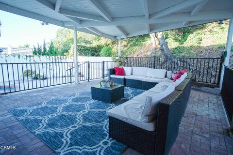 Tiny photo for 949 Calle Ruiz, Thousand Oaks, CA 91360 (MLS # V1-39438)