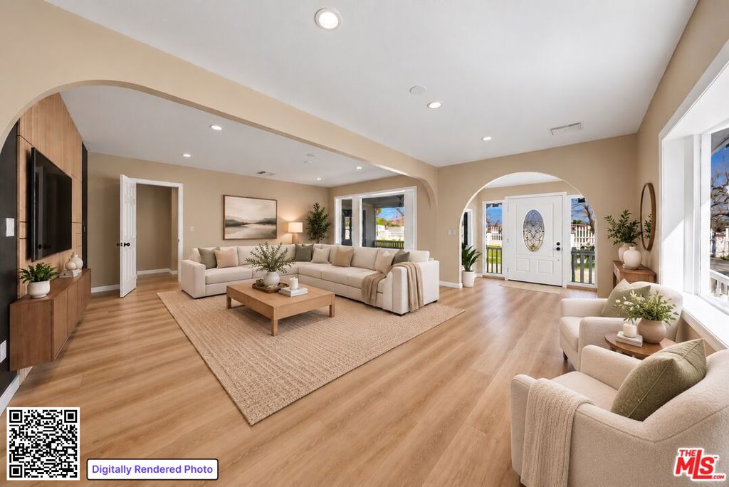 2232 W Avenue M4
