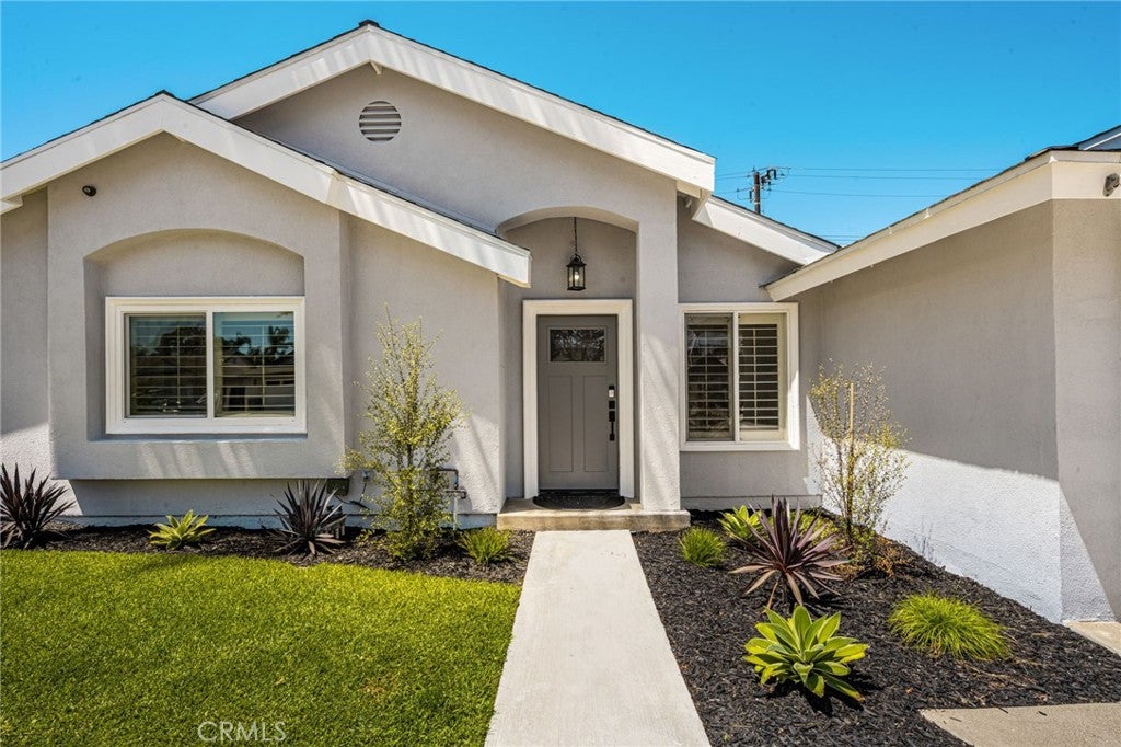 20031 Shorewood Circle