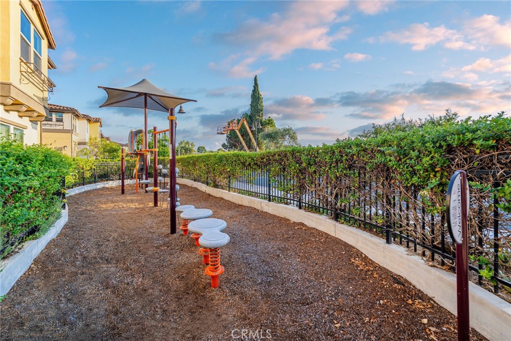 Santa Ana Collection - Residential Lease