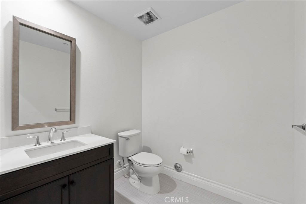 Santa Ana Collection - Residential Lease
