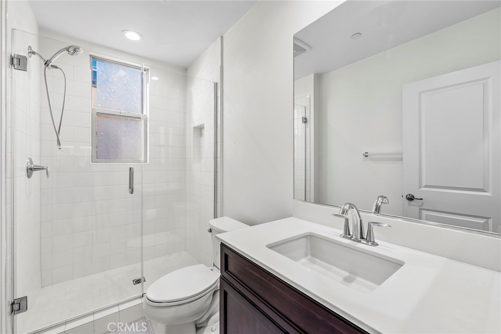 Santa Ana Collection - Residential Lease