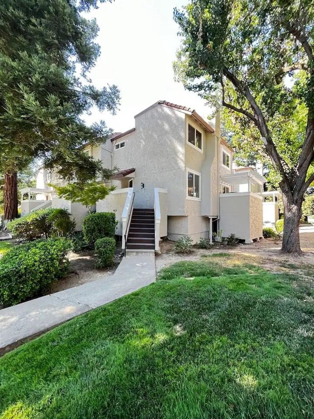 Photo of 3164 3164 Swallows Nest DR Dr, Sacramento, CA 95833 (MLS # 41121653)