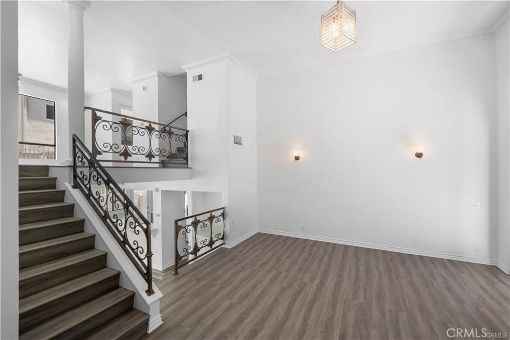 Photo of 11954 Mayfield Avenue #3, Los Angeles, CA 90049 (MLS # SR26001711)