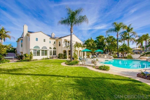 Photo of 12423 Figtree St St, San Diego, CA 92131 (MLS # 260023233SD)