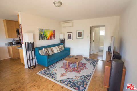 Photo of 4209 McLaughlin Avenue #4, Los Angeles, CA 90066 (MLS # 25628437)