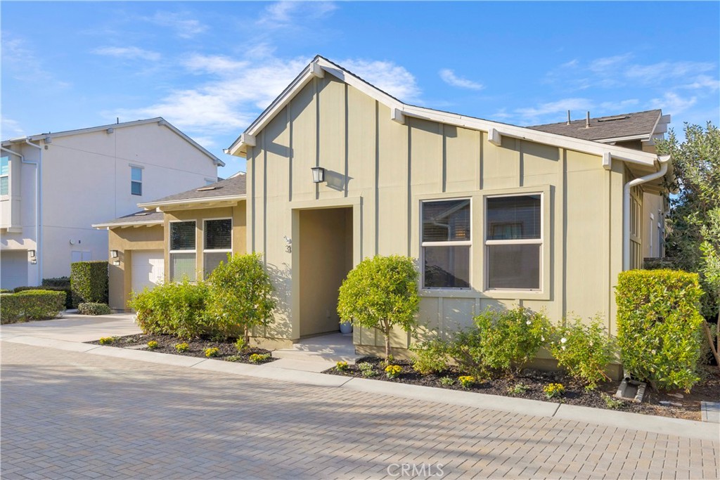 31 Alienta Lane