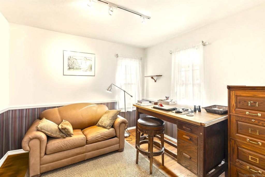 La Jolla - Residential Lease