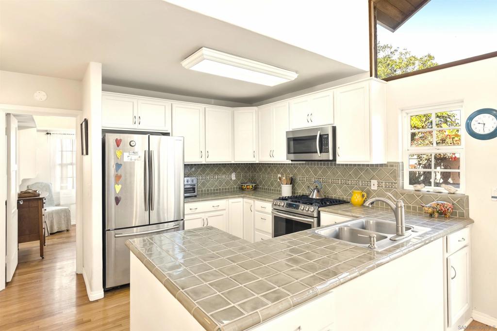 La Jolla - Residential Lease