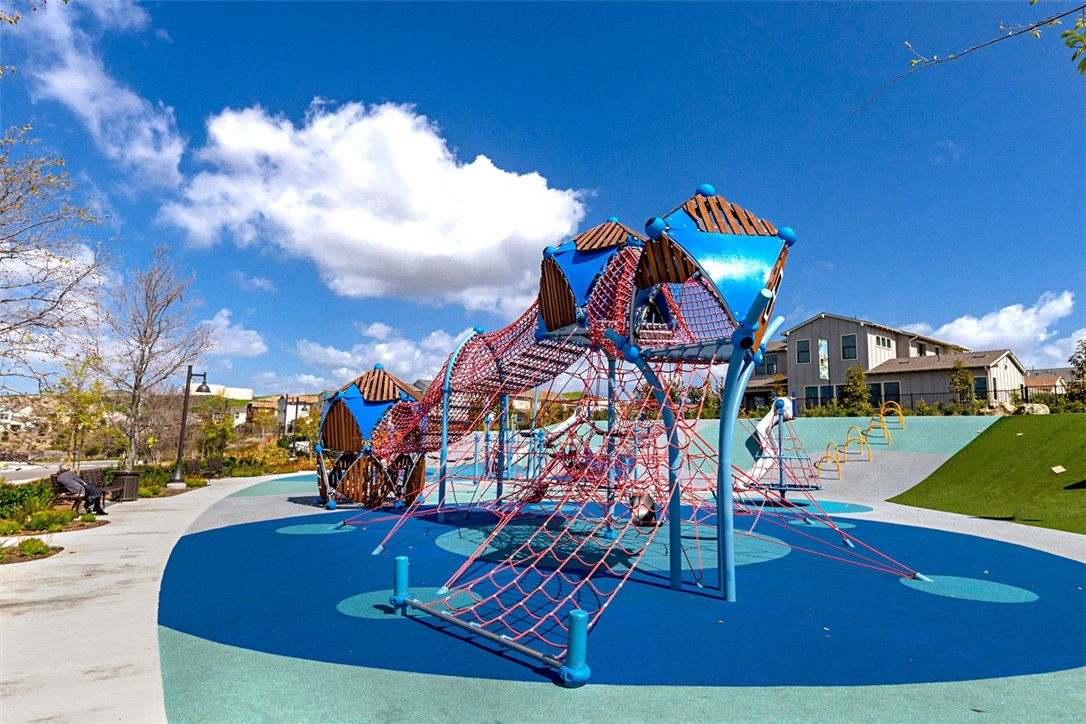 TRI POINTE (SENTP) - Residential