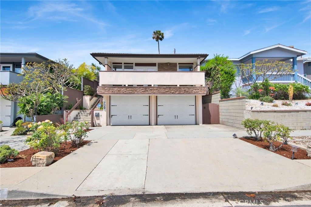 Photo of 729 S Leland ST, San Pedro, CA 90731 (MLS # PW26099286)