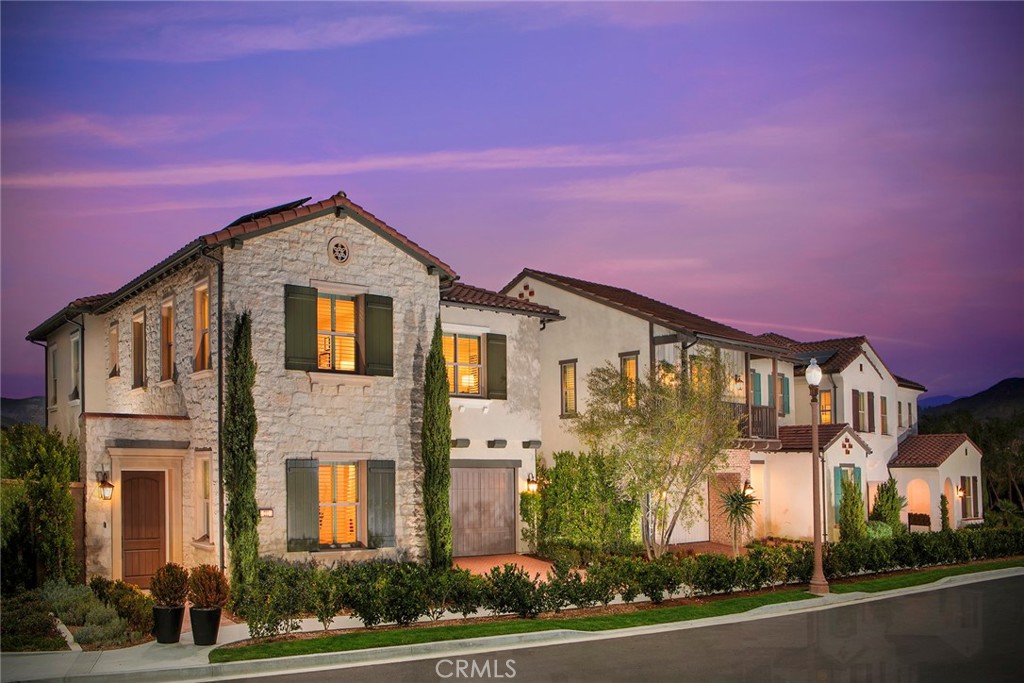 111 Oakstone