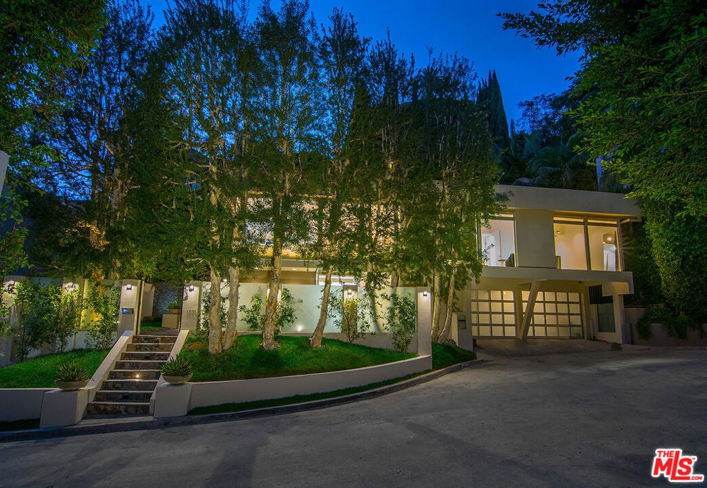 1331 CORDELL Place