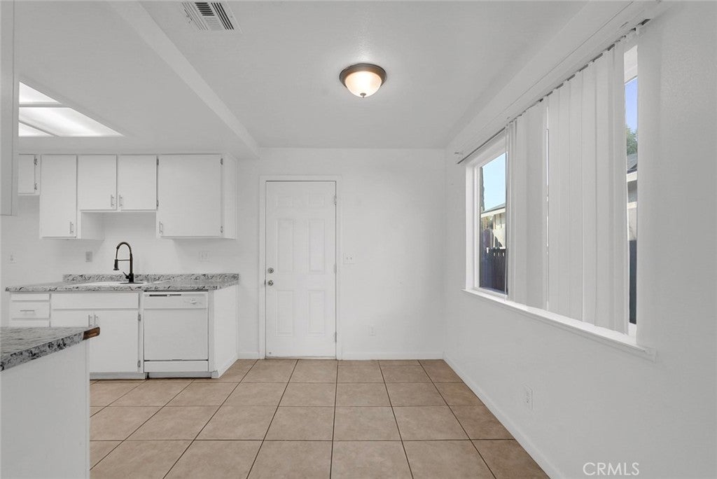 2122 Harrison Court
